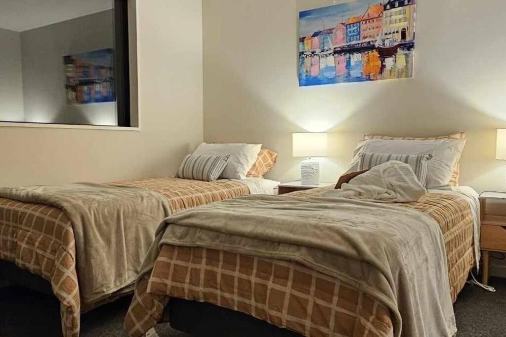 2-Bedroom Ensuite, Close To City, Comfortable, Accessible With Own Parking Christchurch Ngoại thất bức ảnh